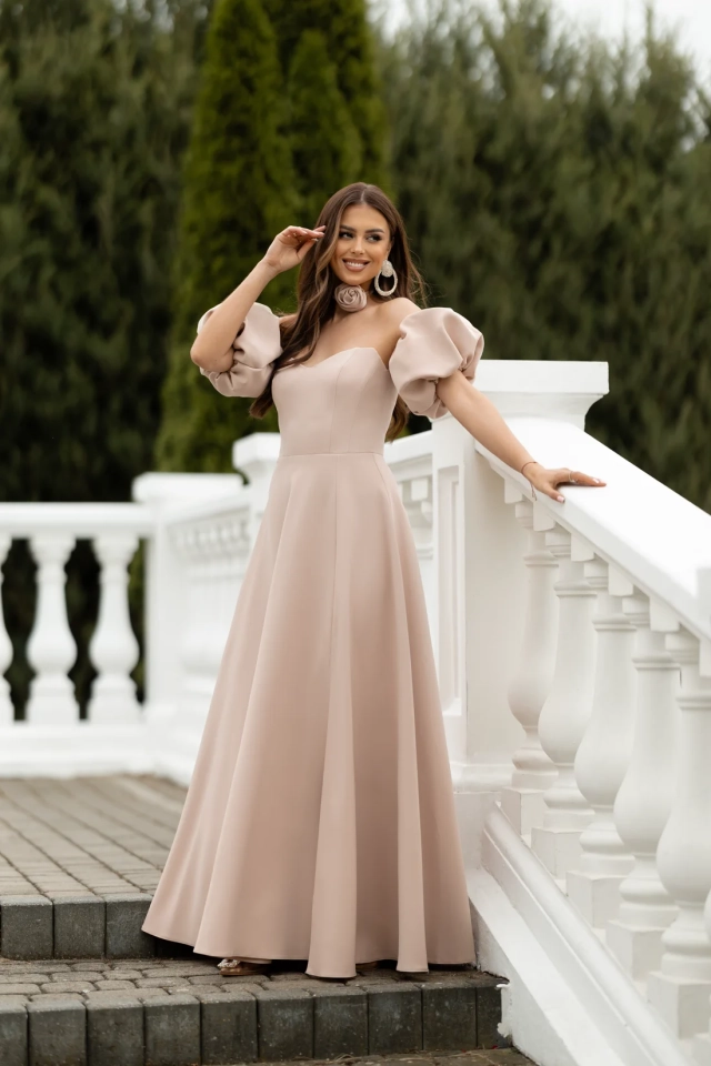 LACORIA - SUKIENKA GORSETOWA ESMERALDA MAXI Z BUFKAMI BEŻOWA